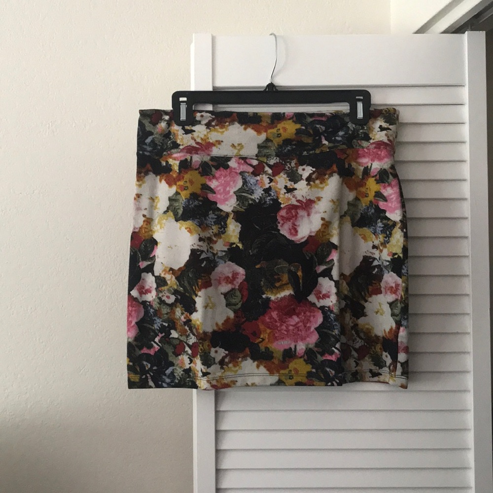 Silence and noise fabric mini skirt